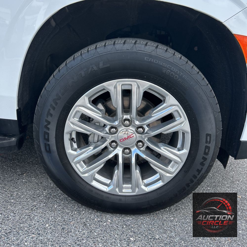 2024 GMC Yukon SLT