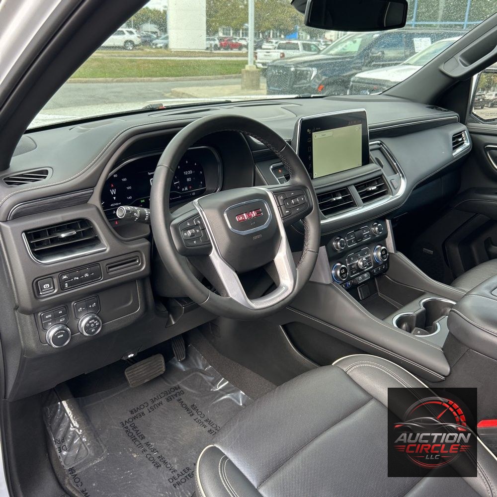 2024 GMC Yukon SLT