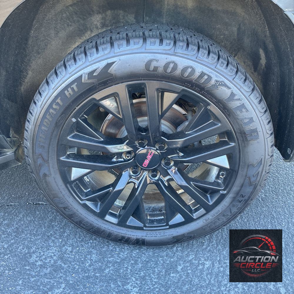2022 GMC Yukon SLT