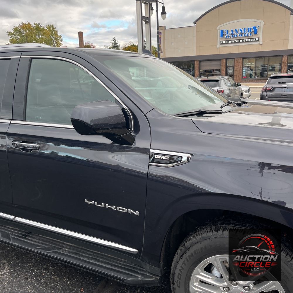 2023 GMC Yukon SLT