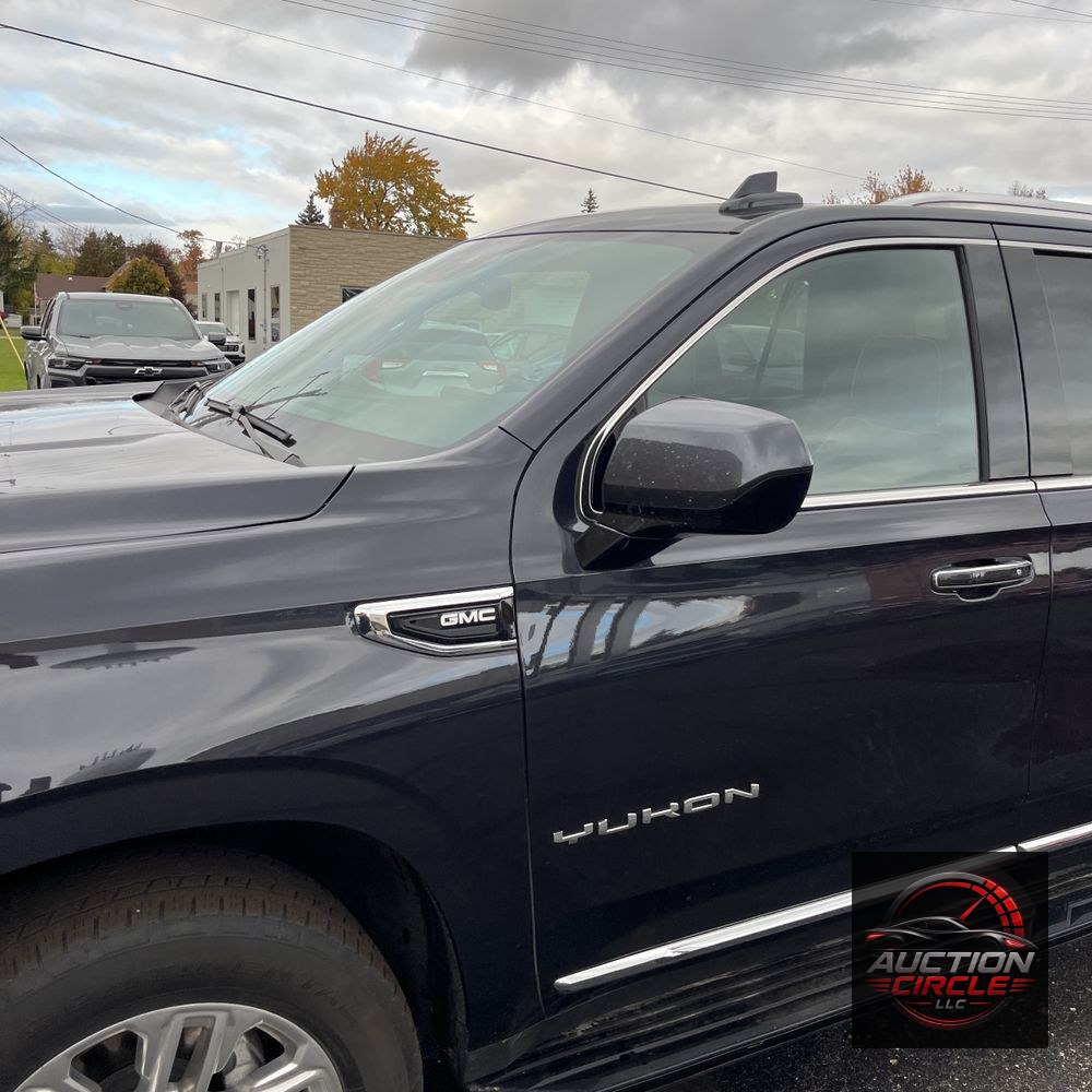 2023 GMC Yukon SLT