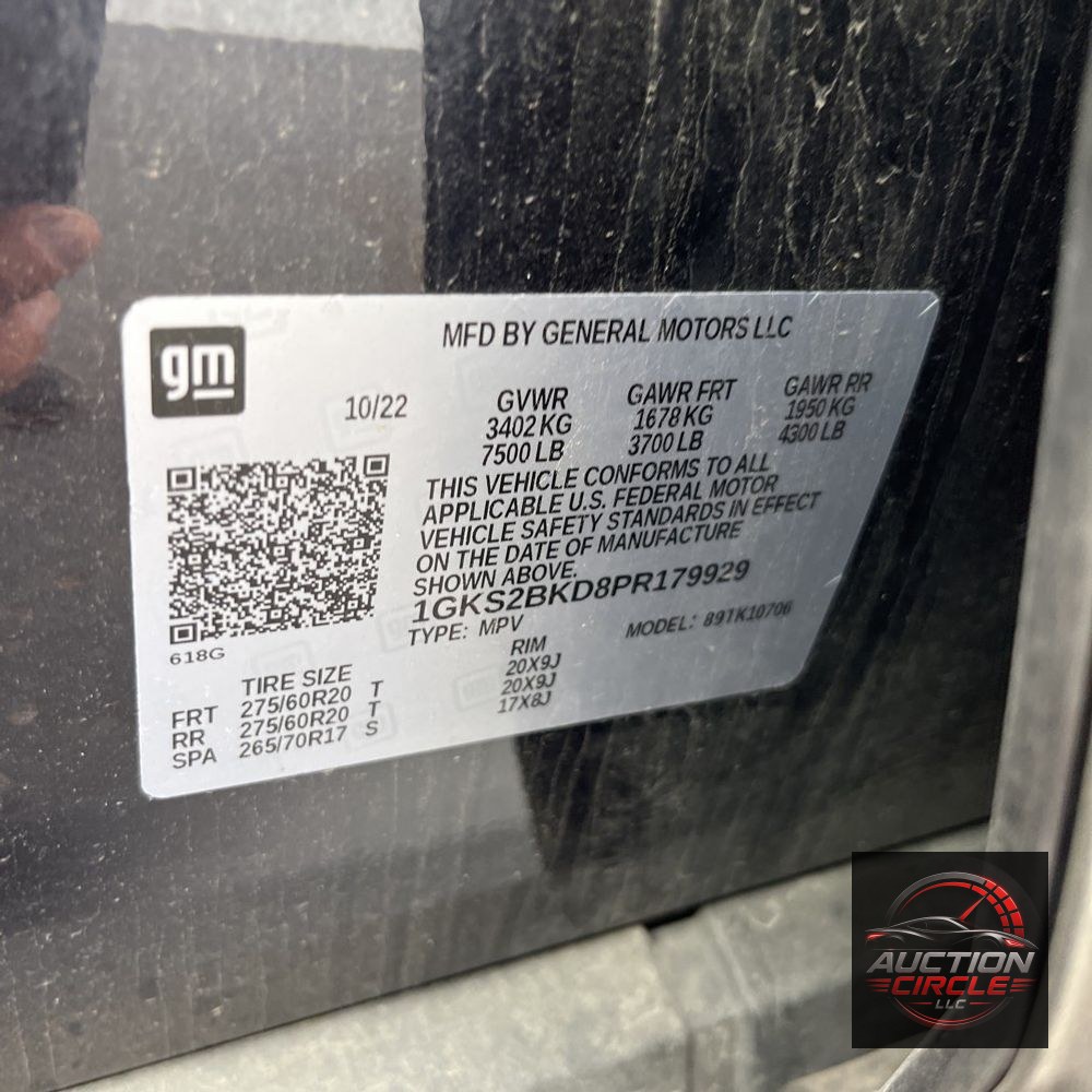 2023 GMC Yukon SLT