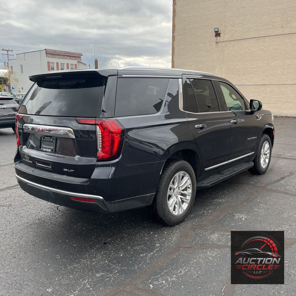 2023 GMC Yukon SLT