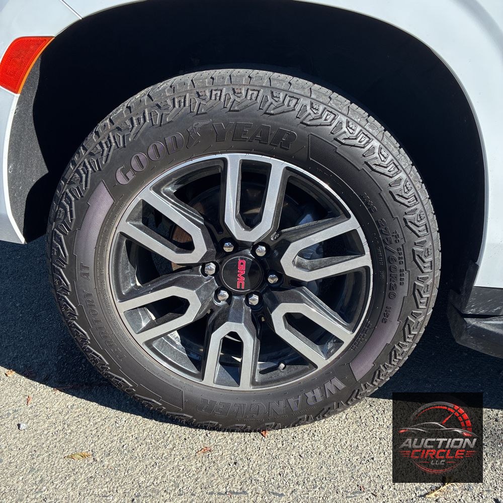 2023 GMC Yukon AT4
