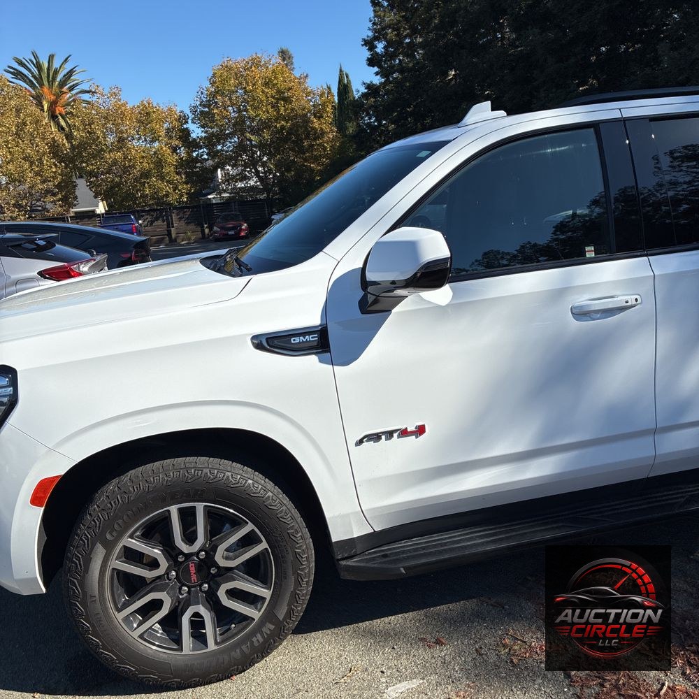 2023 GMC Yukon AT4