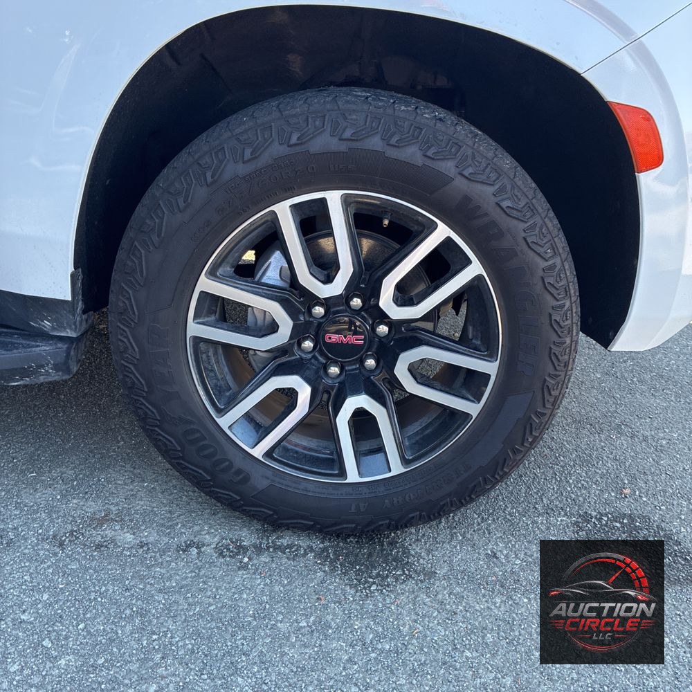 2023 GMC Yukon AT4