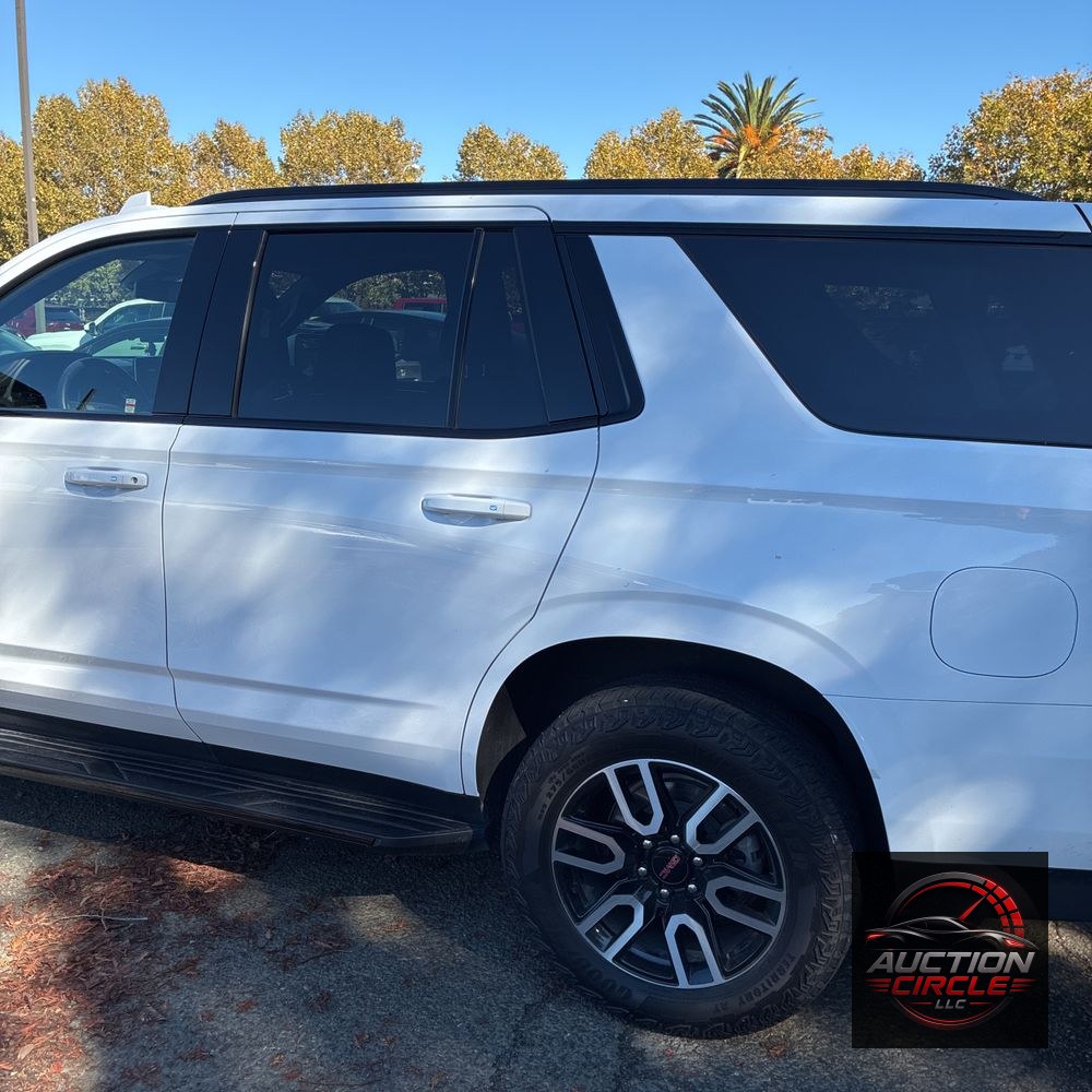 2023 GMC Yukon AT4