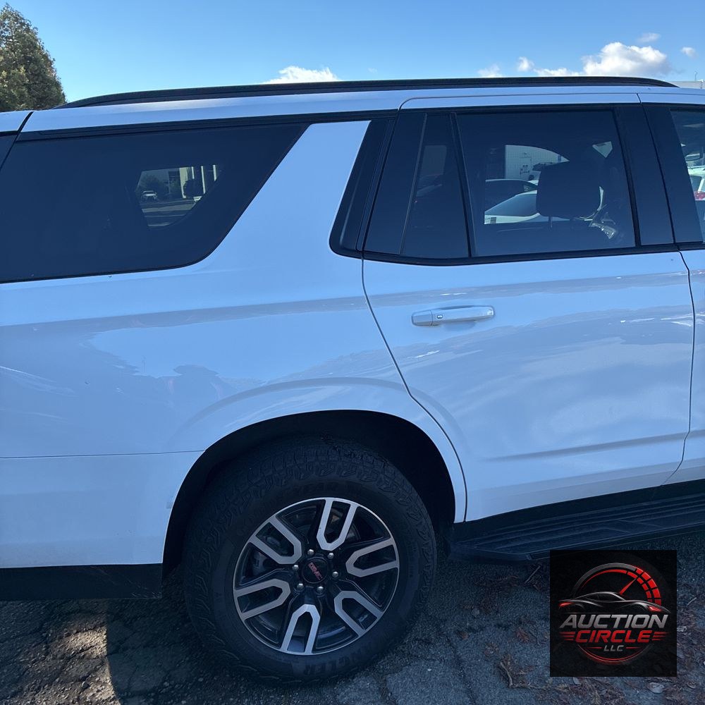 2023 GMC Yukon AT4