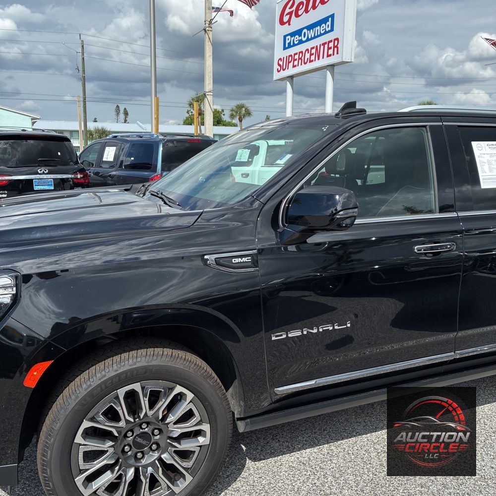 2023 GMC Yukon Denali Ultimate