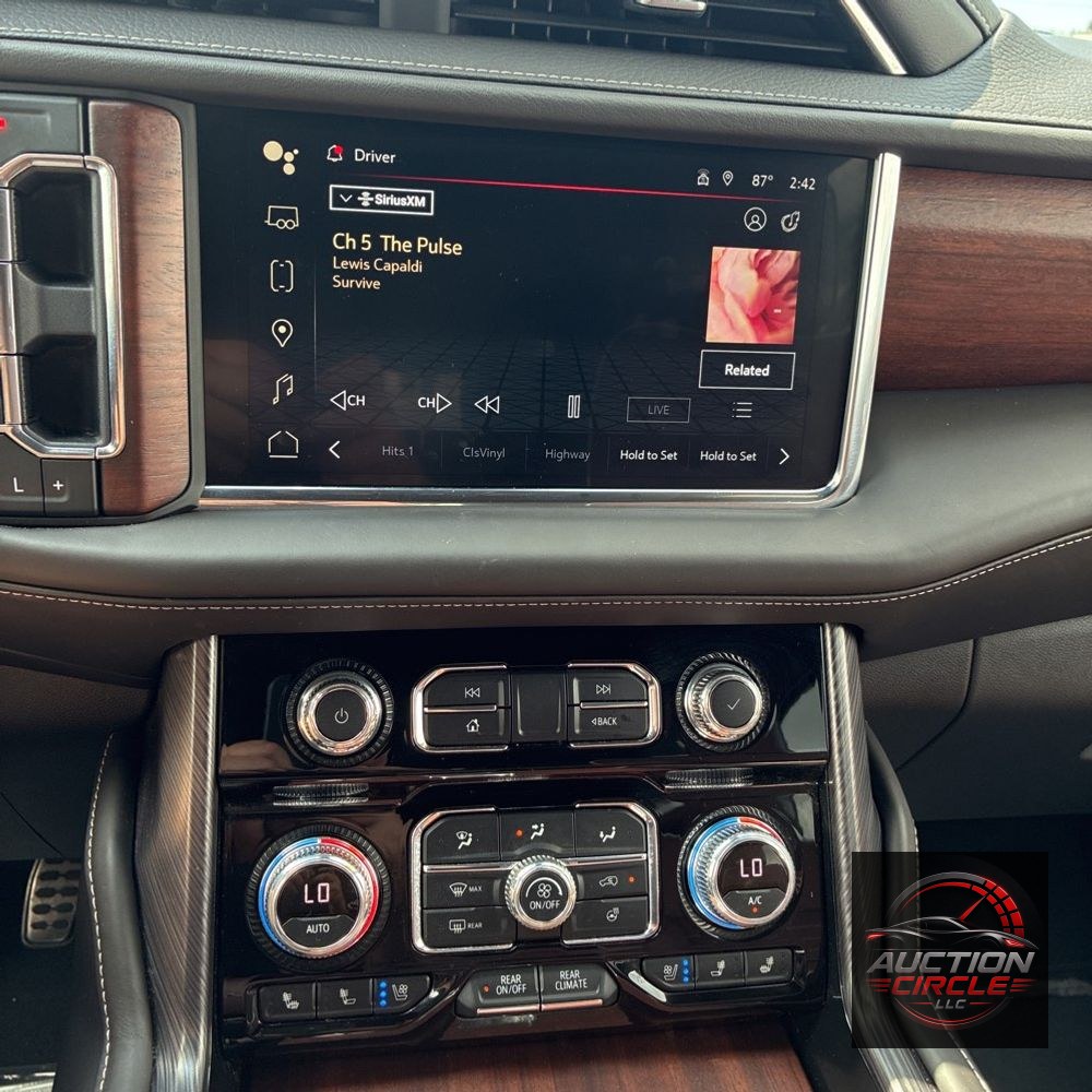 2023 GMC Yukon Denali Ultimate