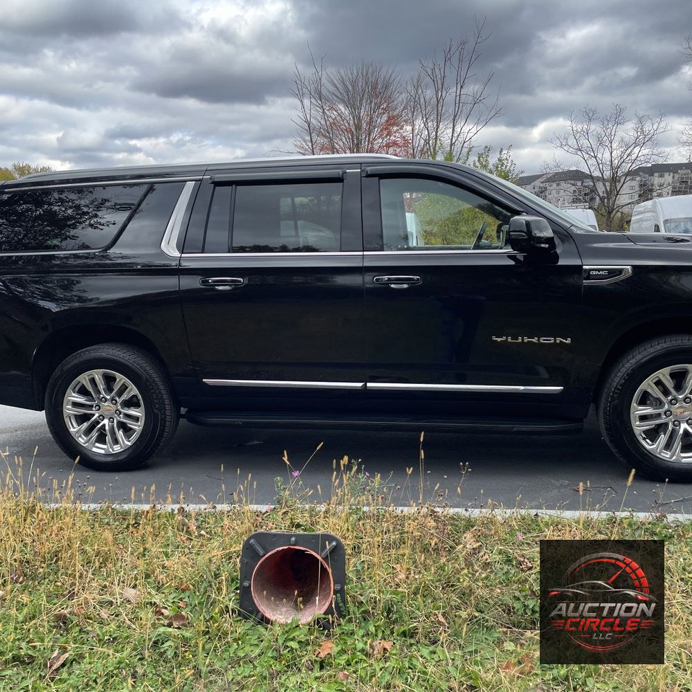 2023 GMC Yukon XL SLT