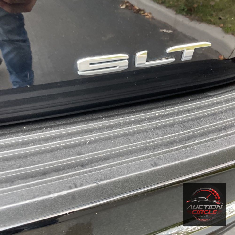 2023 GMC Yukon XL SLT