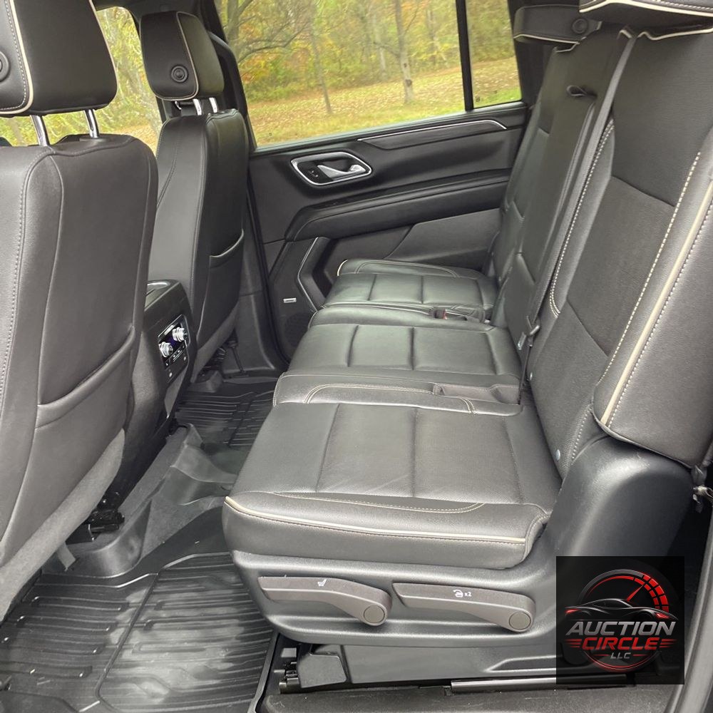 2023 GMC Yukon XL SLT