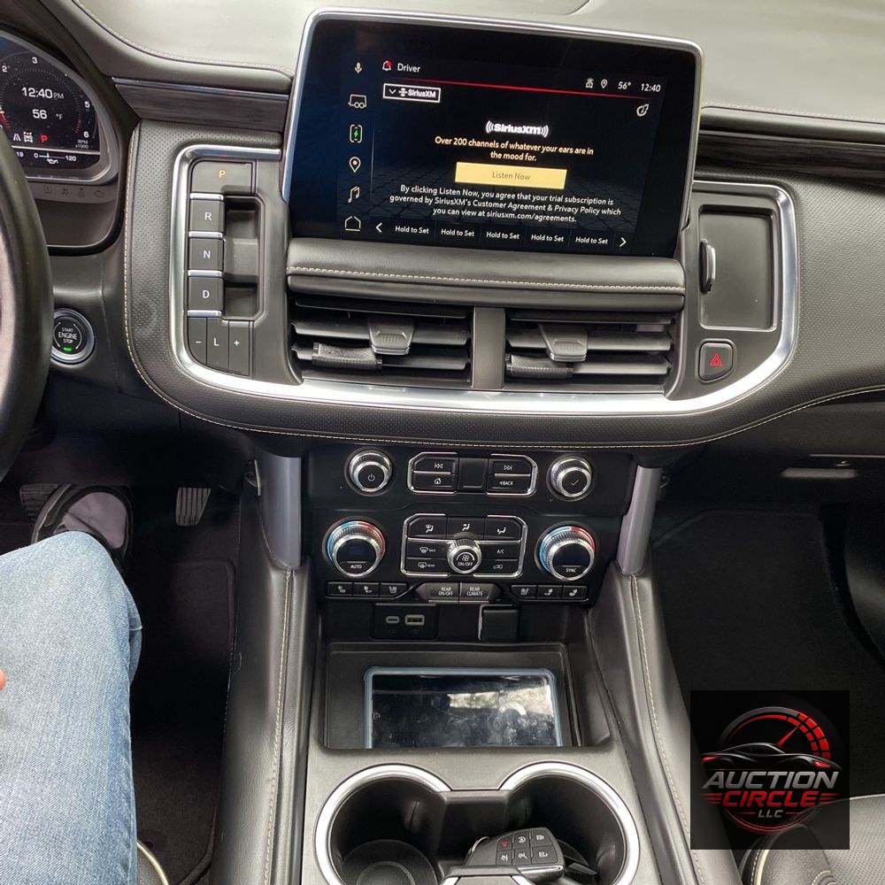 2023 GMC Yukon XL SLT