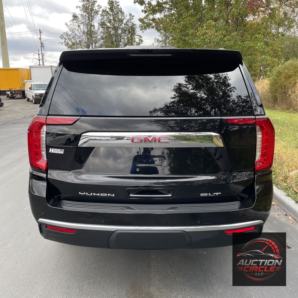 2023 GMC Yukon XL SLT