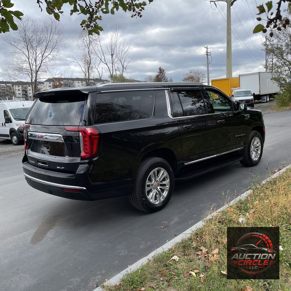 2023 GMC Yukon XL SLT
