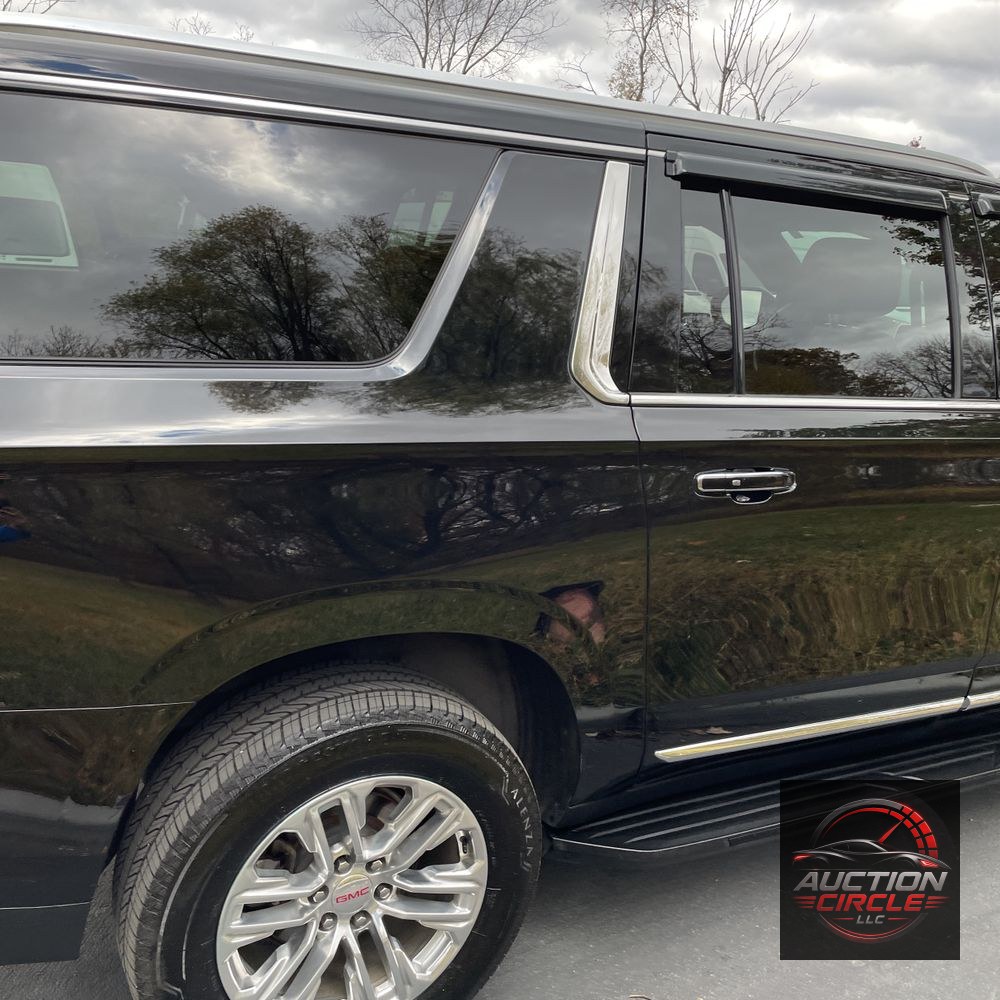 2023 GMC Yukon XL SLT