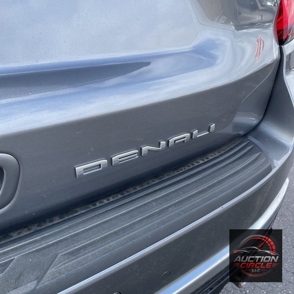 2022 GMC Yukon XL Denali