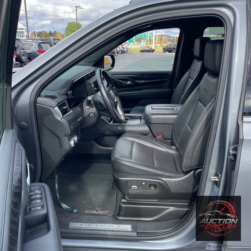 2022 GMC Yukon XL Denali