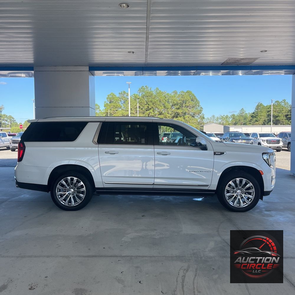 2023 GMC Yukon XL Denali