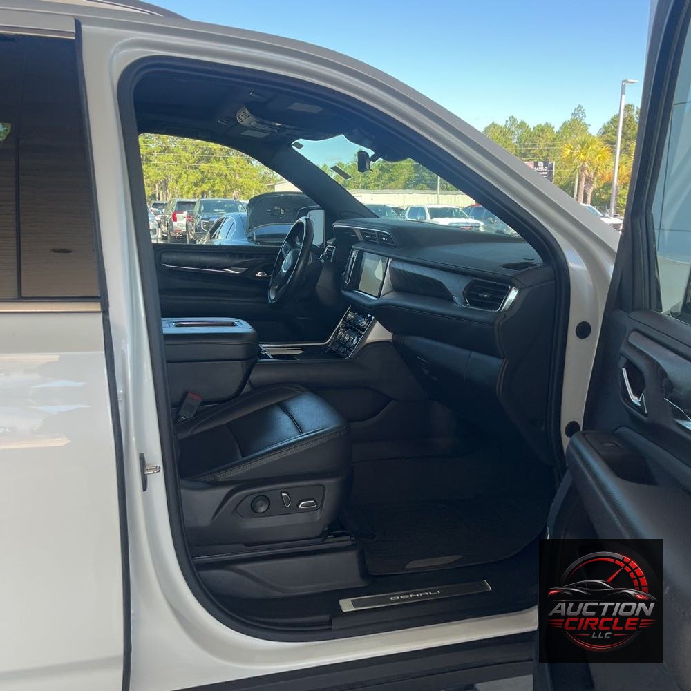 2023 GMC Yukon XL Denali