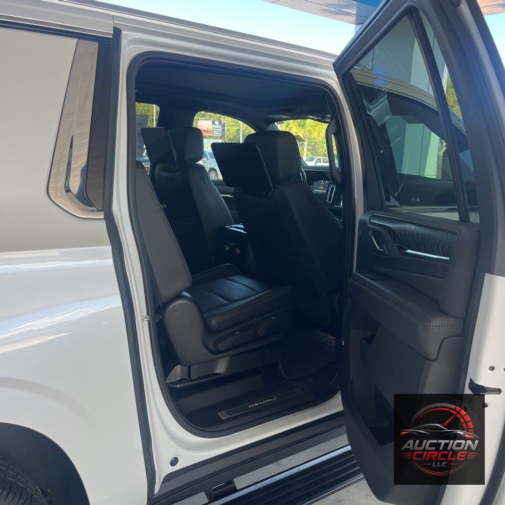2023 GMC Yukon XL Denali