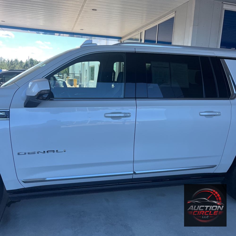 2023 GMC Yukon XL Denali