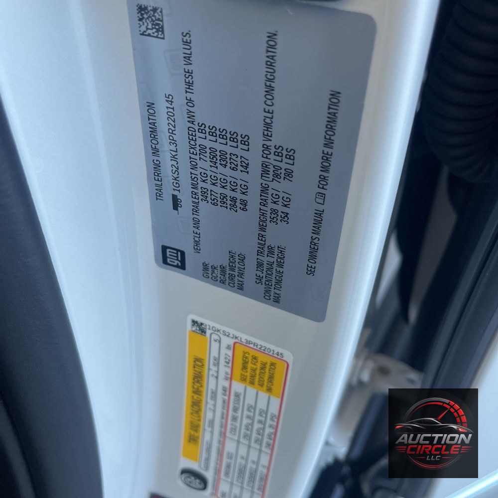 2023 GMC Yukon XL Denali