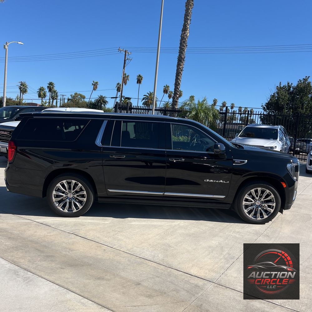 2023 GMC Yukon XL Denali