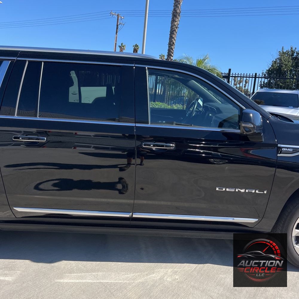 2023 GMC Yukon XL Denali