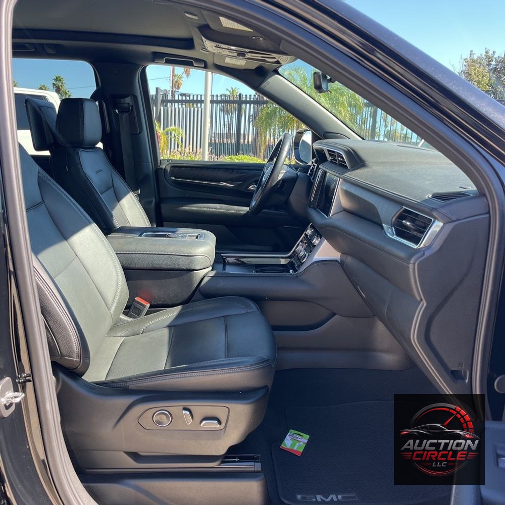 2023 GMC Yukon XL Denali