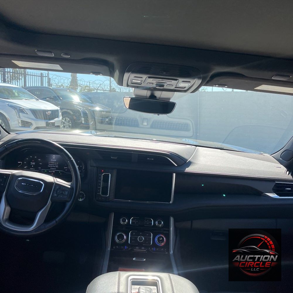 2023 GMC Yukon XL Denali