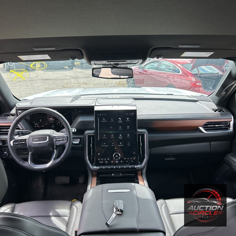 2025 GMC Yukon XL Denali