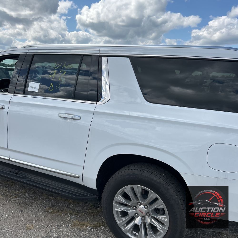2025 GMC Yukon XL Denali