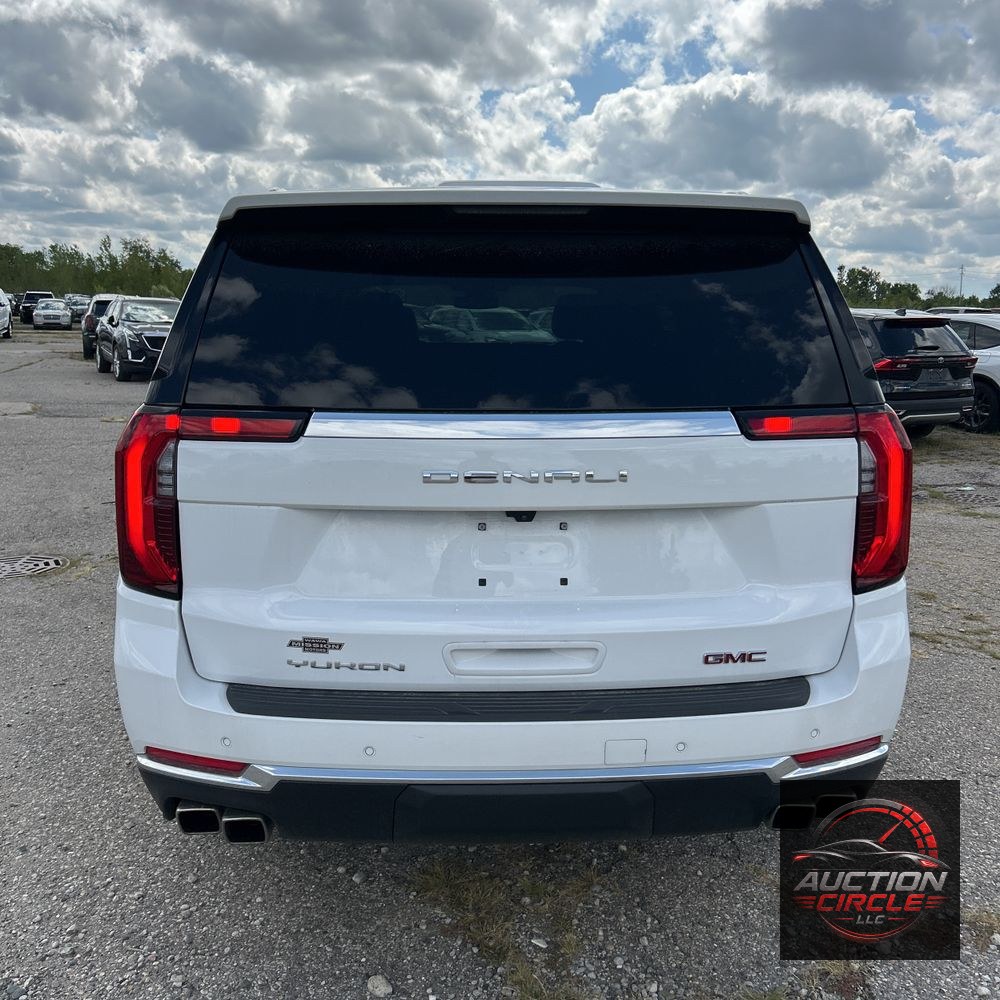 2025 GMC Yukon XL Denali