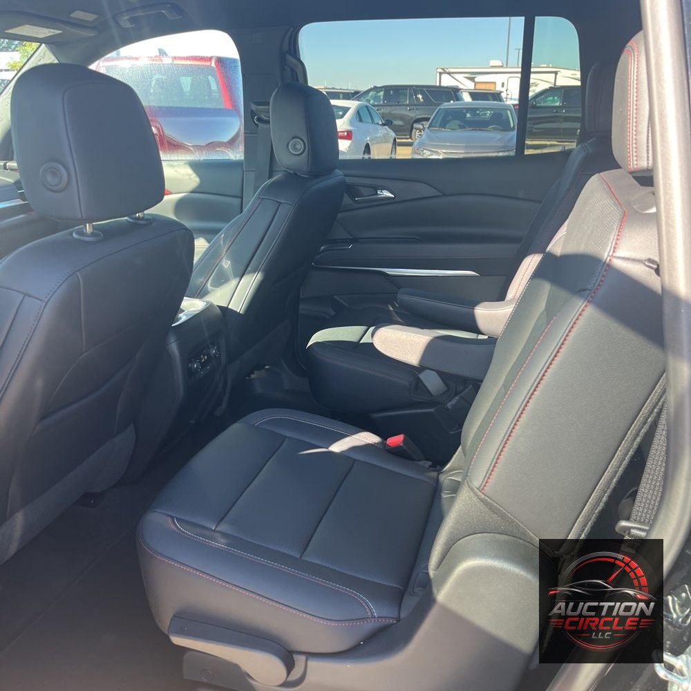 2025 Chevrolet Traverse Z71