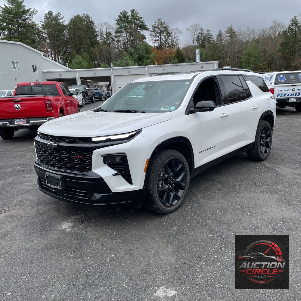 2025 Chevrolet Traverse RS