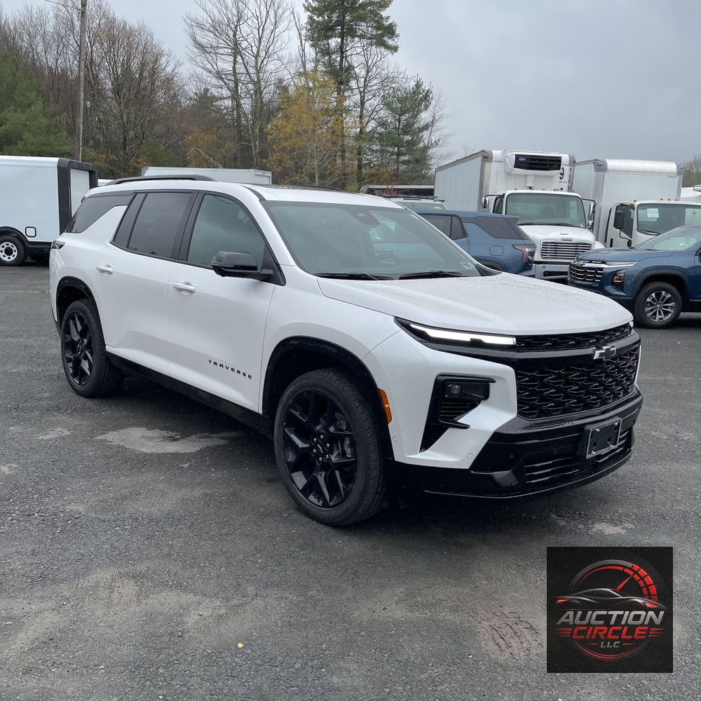 2025 Chevrolet Traverse RS