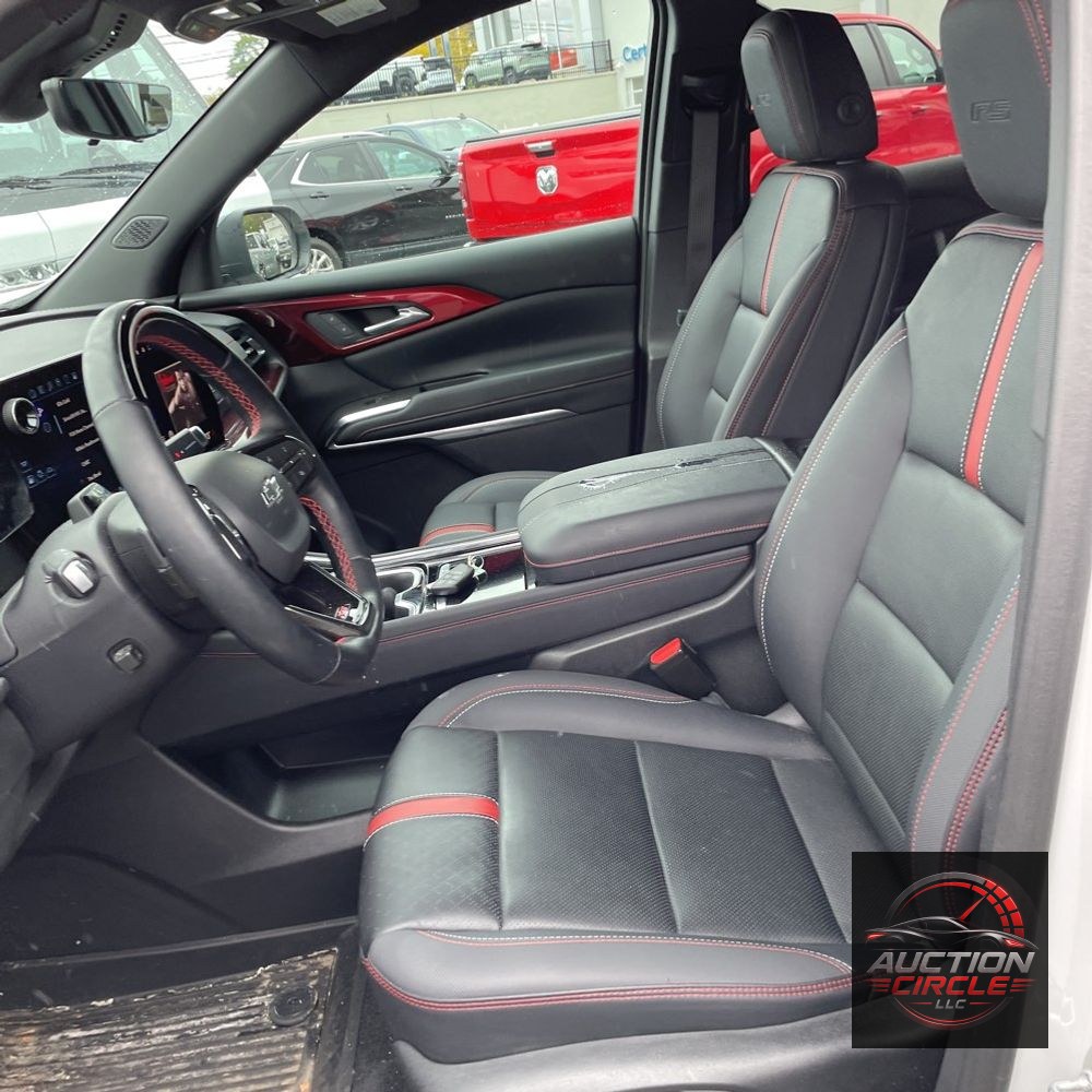 2025 Chevrolet Traverse RS