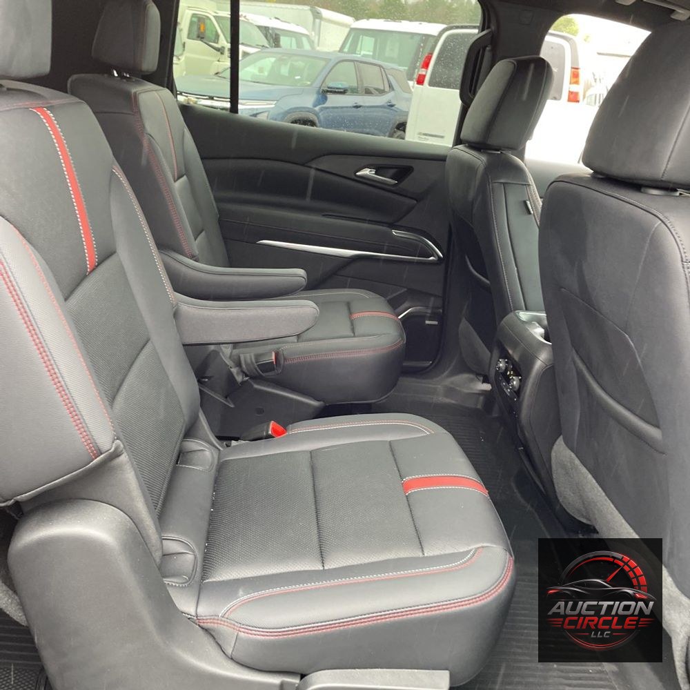 2025 Chevrolet Traverse RS