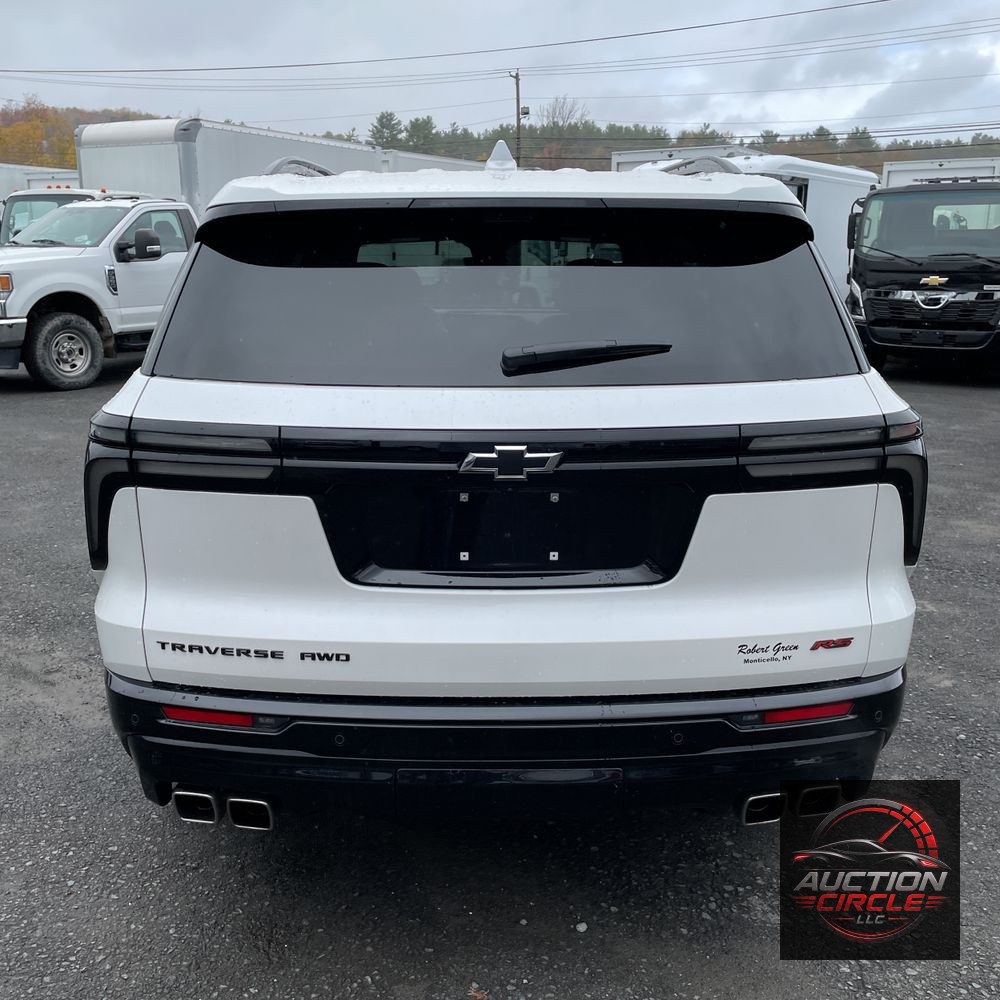 2025 Chevrolet Traverse RS
