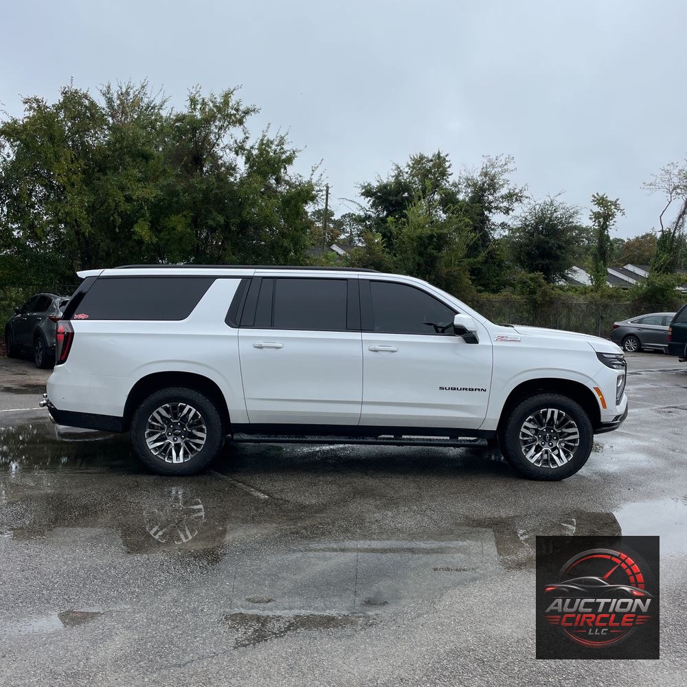 2025 Chevrolet Suburban Z71