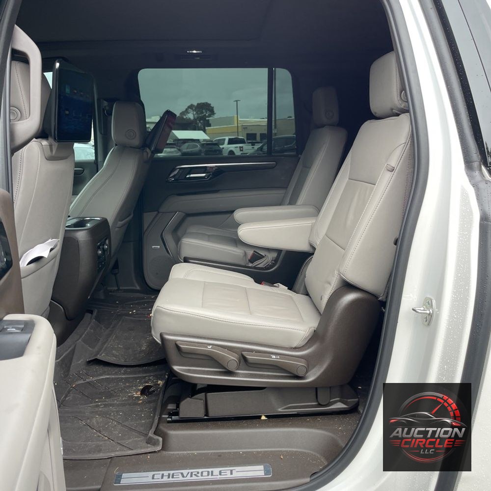 2025 Chevrolet Suburban Z71