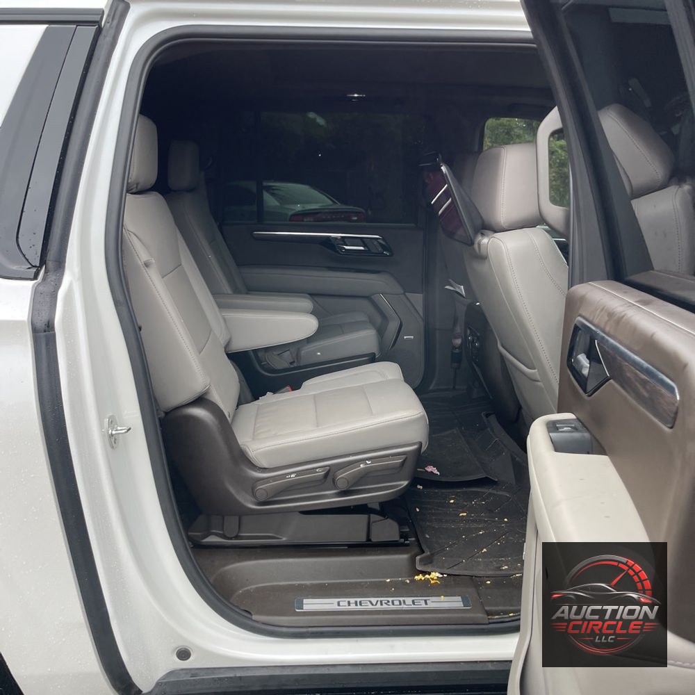 2025 Chevrolet Suburban Z71