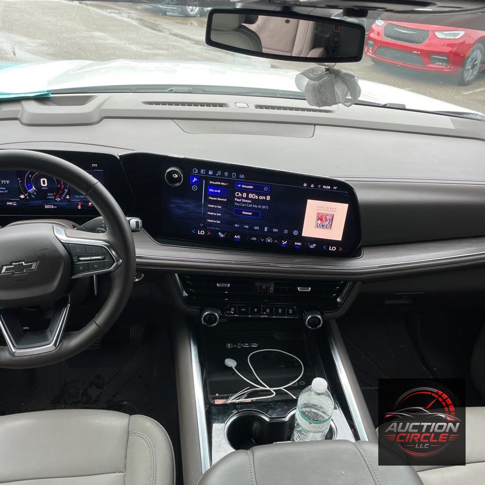 2025 Chevrolet Suburban Z71