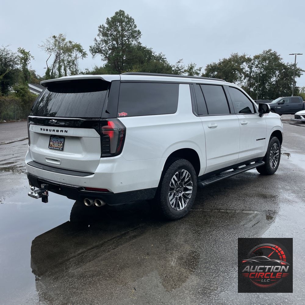 2025 Chevrolet Suburban Z71