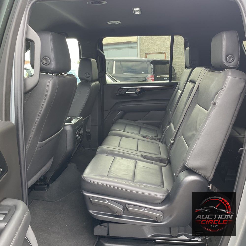 2025 Chevrolet Suburban Z71
