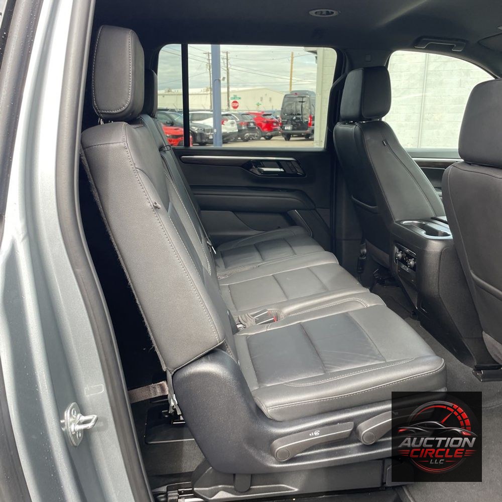 2025 Chevrolet Suburban Z71
