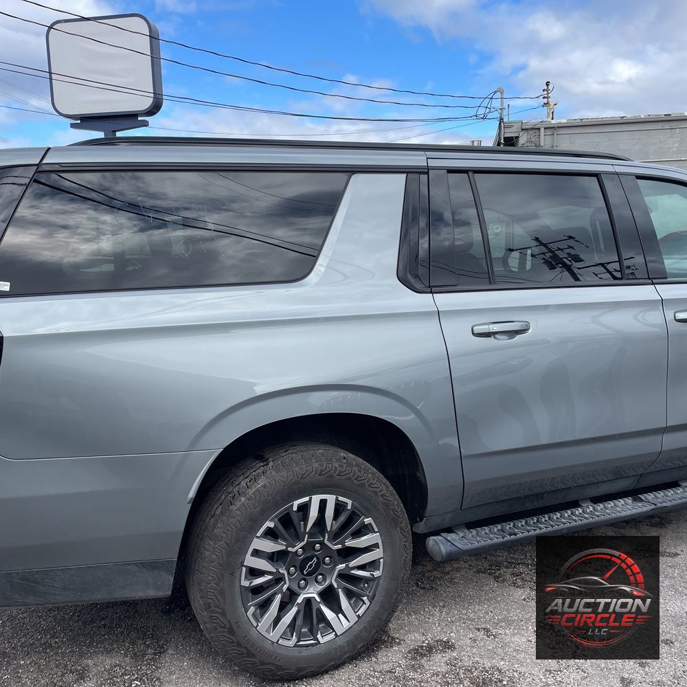 2025 Chevrolet Suburban Z71