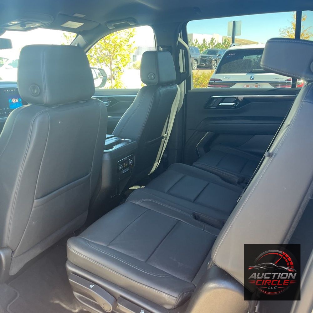 2025 Chevrolet Suburban Z71
